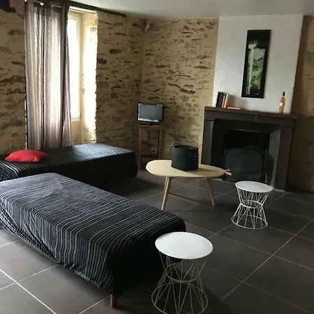 D.floor House & * Contigne